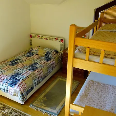 Ruza Vjetrova Holiday home *